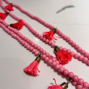 Roller Rabbit Classic Tassel Necklace - hot pink